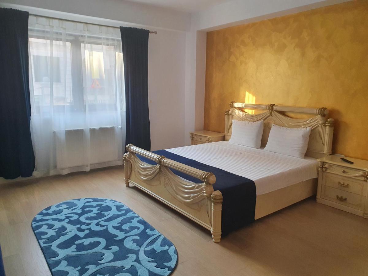 French Boutique Hotel Braşov Eksteriør billede