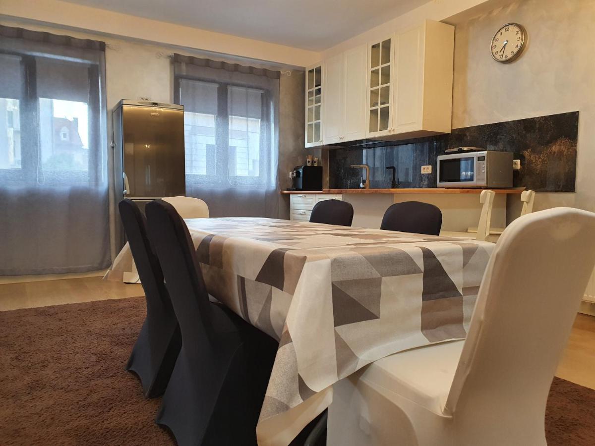 French Boutique Hotel Braşov Eksteriør billede