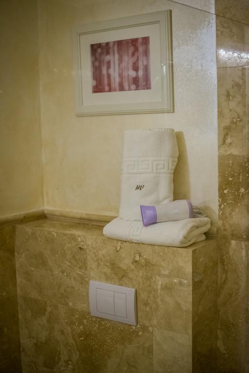 French Boutique Hotel Braşov Eksteriør billede